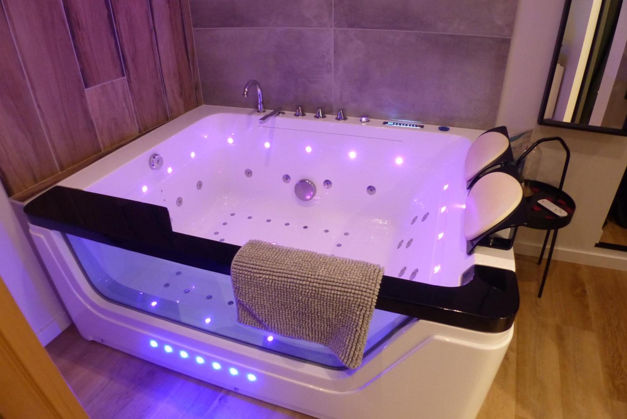 Appartement Balneotherapie Et Sauna Hyper Centre ナント エクステリア 写真
